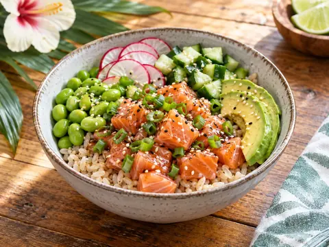 Poke bowl au saumon