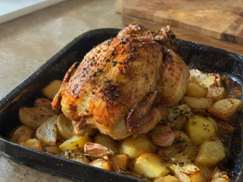 Poulet rôti et pommes de terre