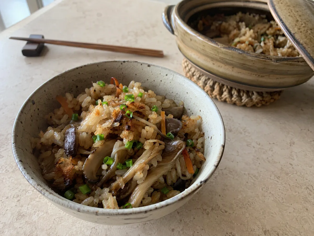 Takikomi gohan aux champignons
